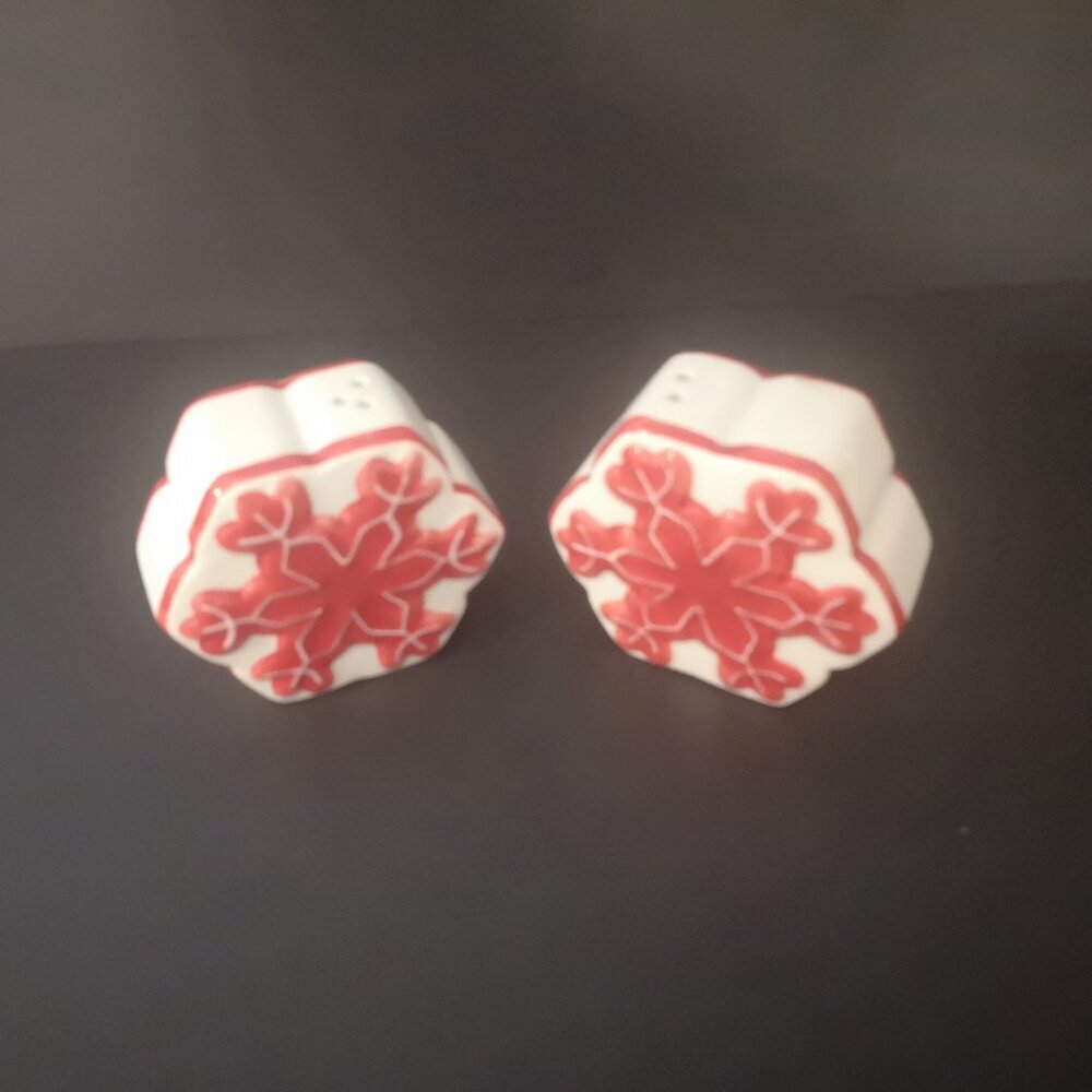 Festive Red & White Salt & Pepper Shakers with Red Snowflakes on front & back